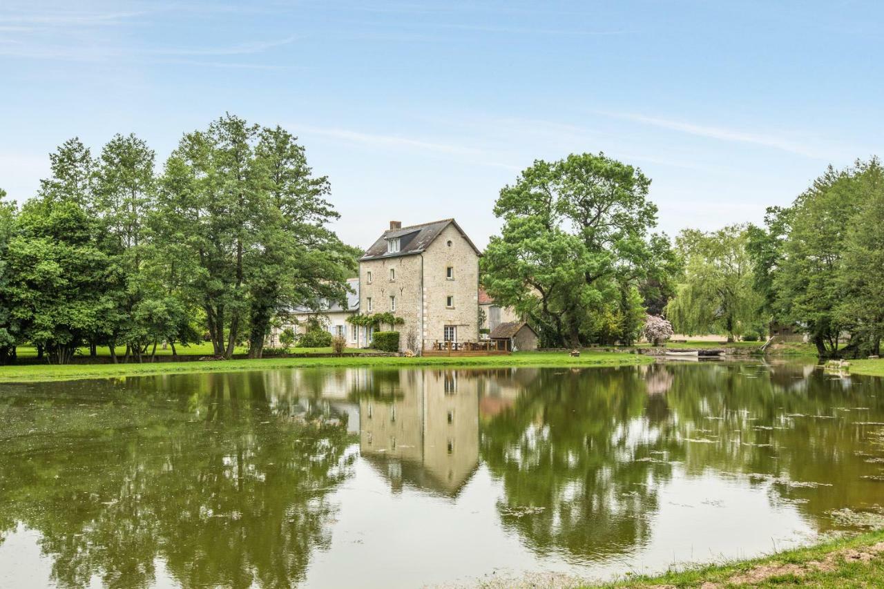 Le Moulin De Chareau Bed & Breakfast Reugny  Exterior photo